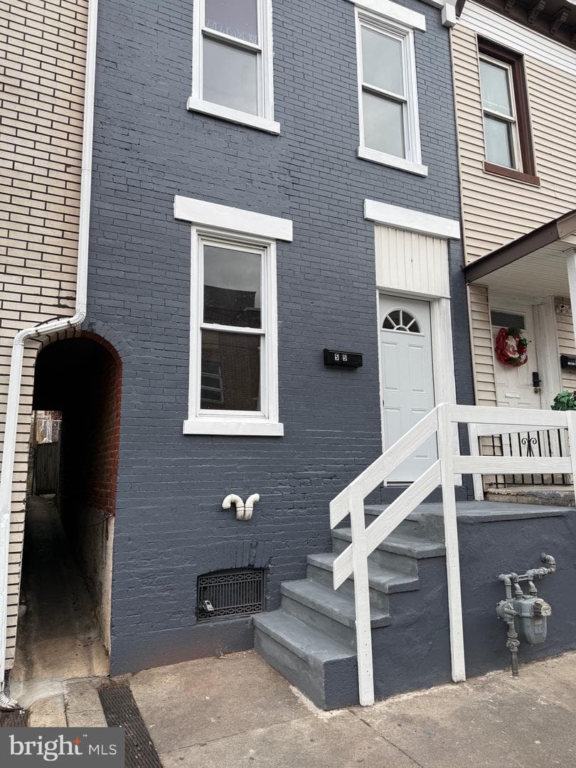 535 Moss St, Reading