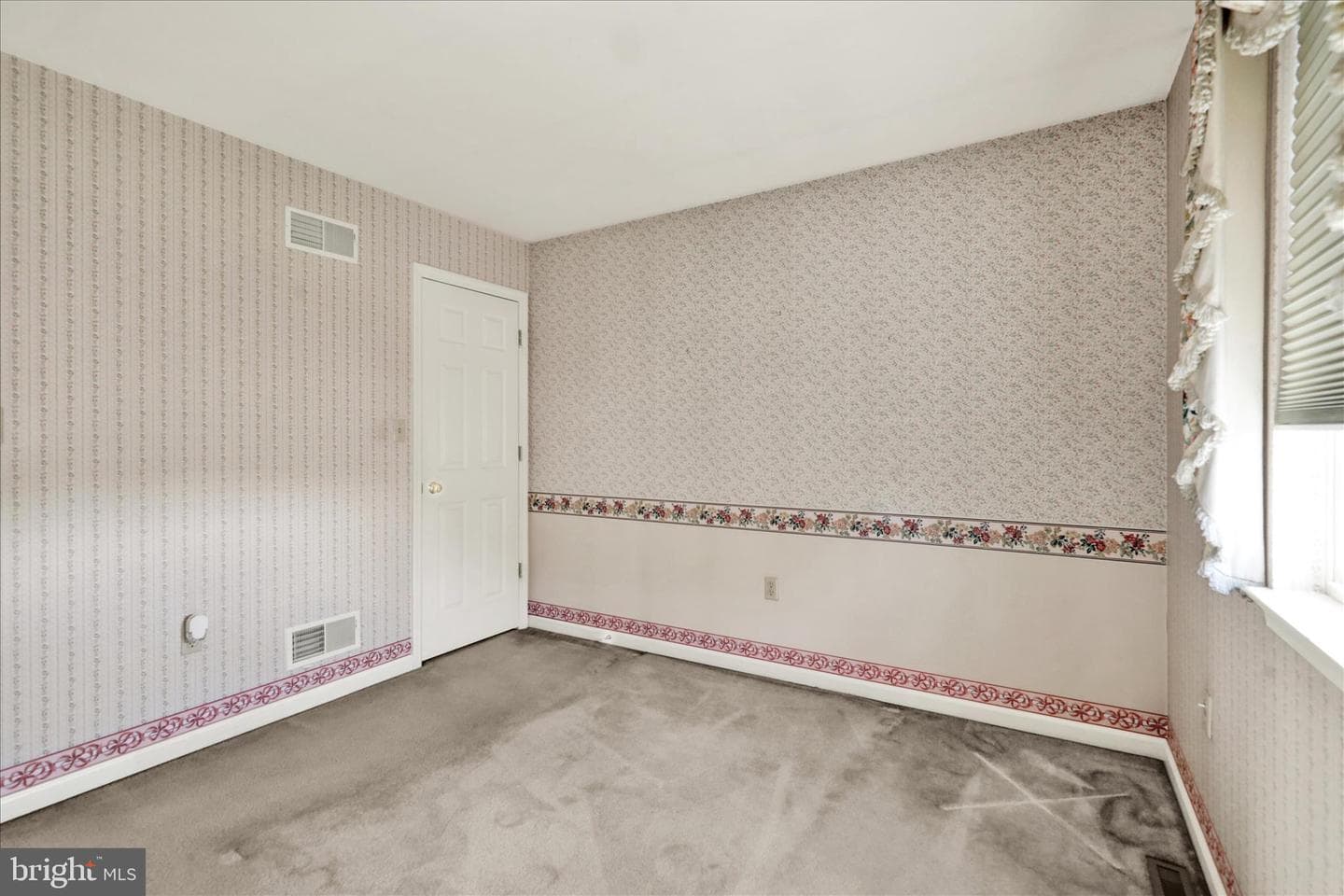 1032 Amity Circle photo 22