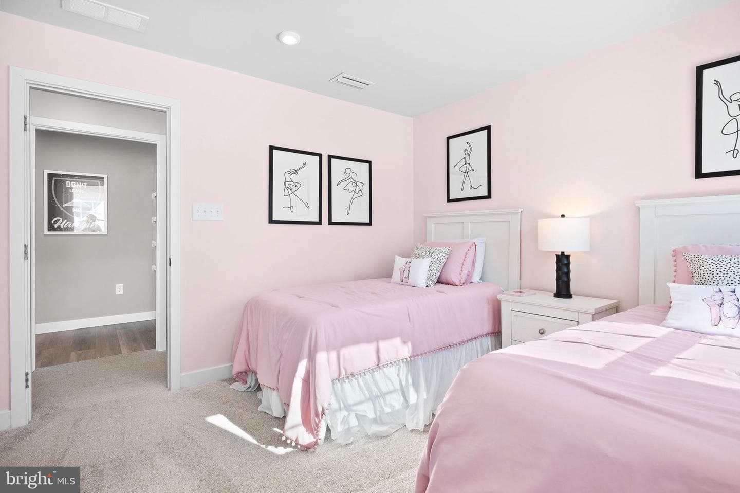 141 Dithridge Drive photo 17