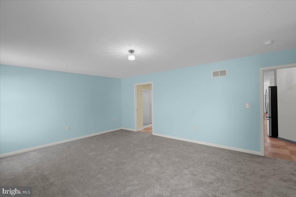 223 Woodbridge Lane photo 17