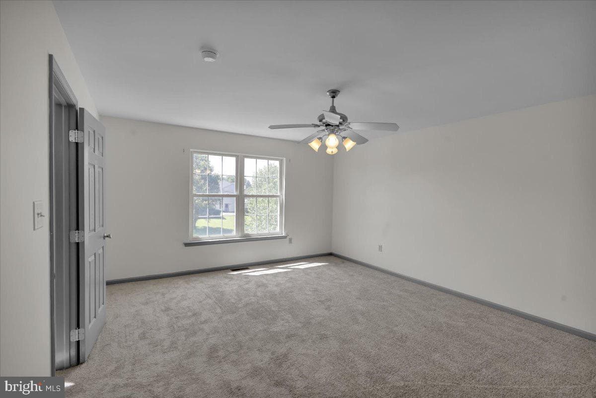223 Woodbridge Lane photo 31