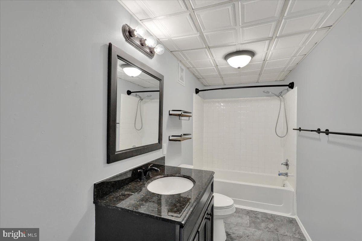 4114 Sefranka Road photo 12