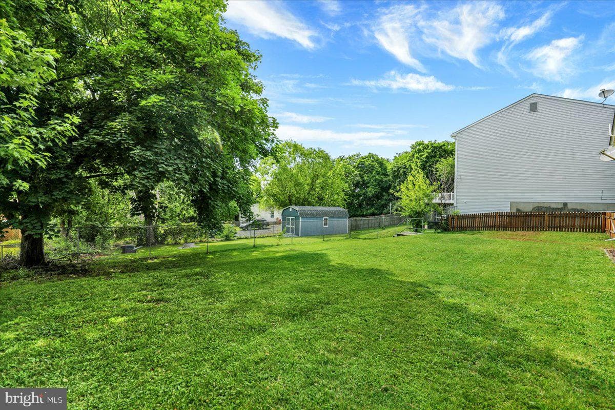 4114 Sefranka Road photo 26