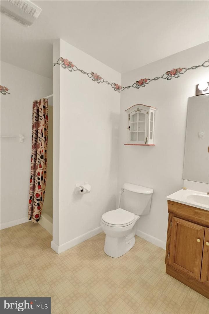 702 Frederick Street photo 24