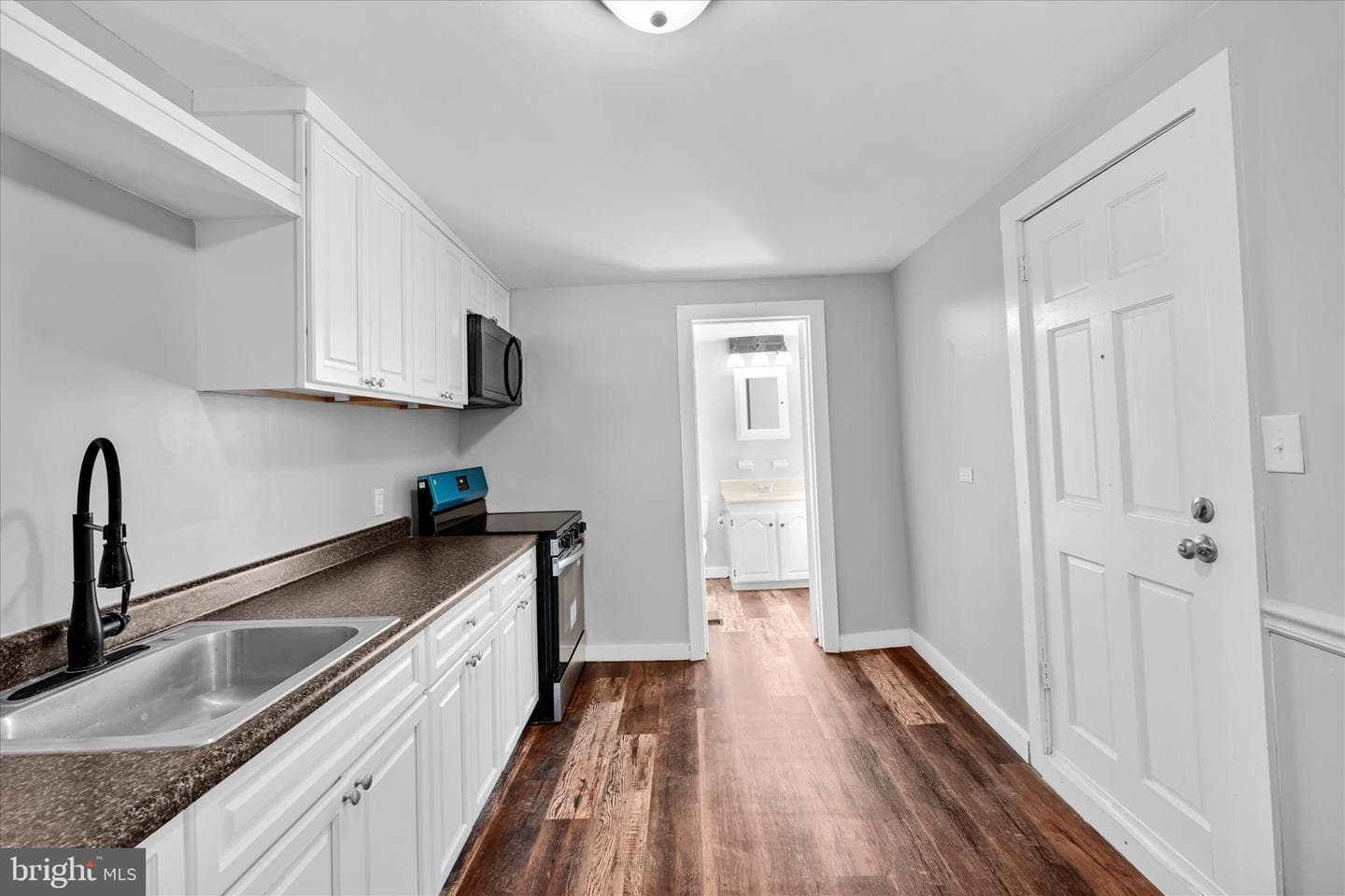 547 S 10th Street photo 15