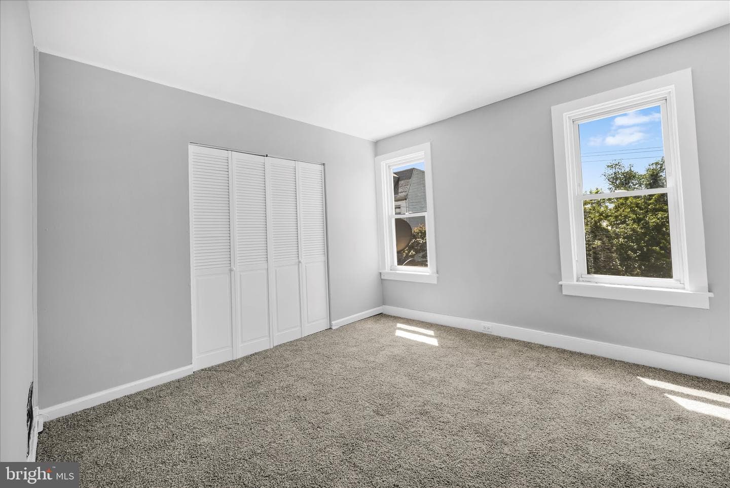 547 S 10th Street photo 19