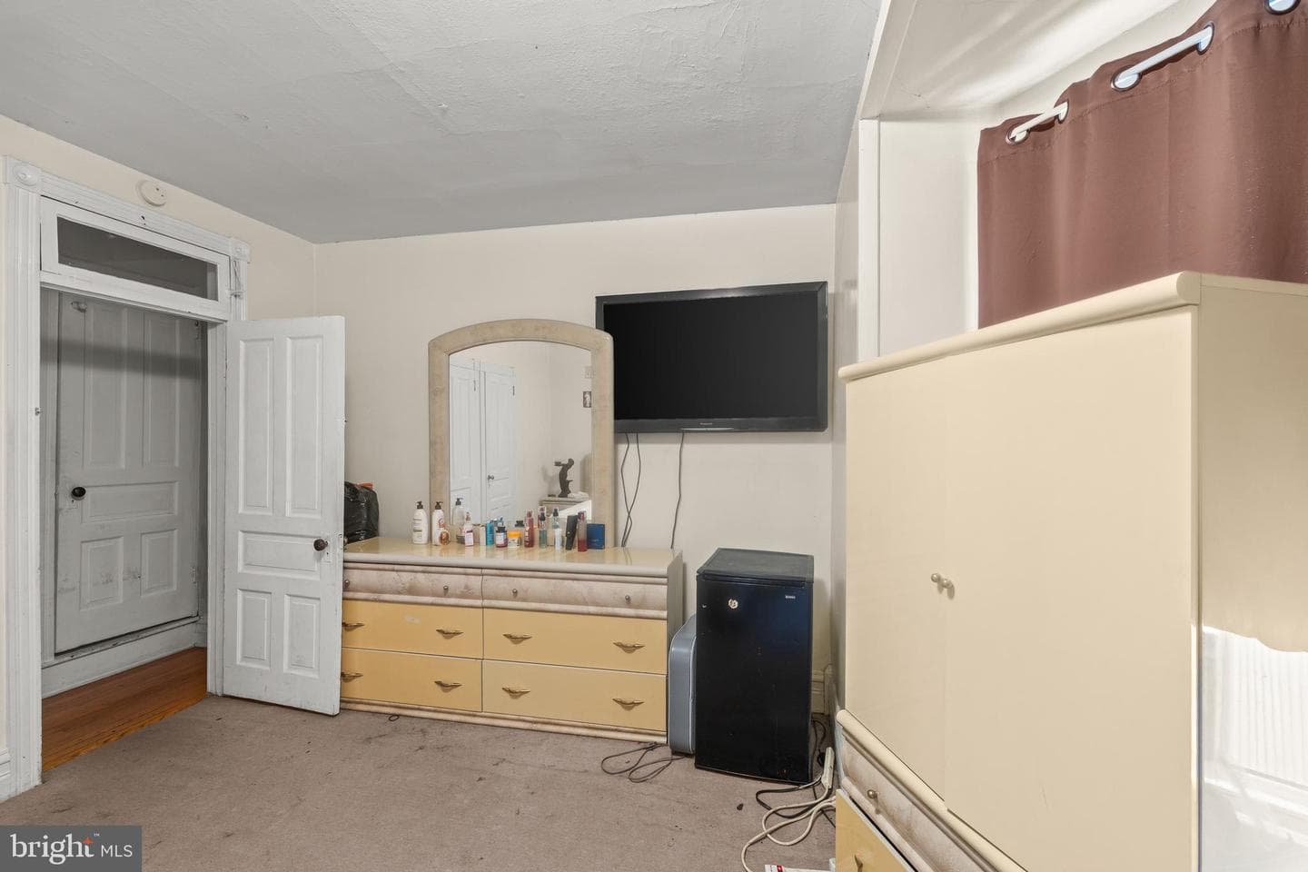 221 W Oley Street photo 13