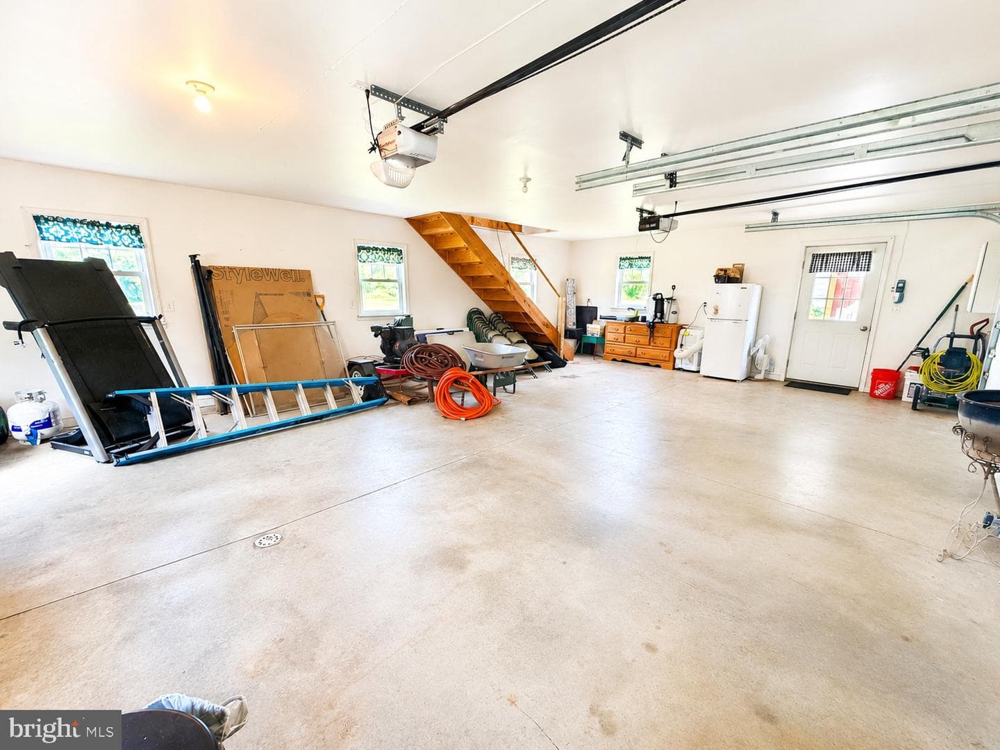 2837 W Philadelphia Avenue photo 46