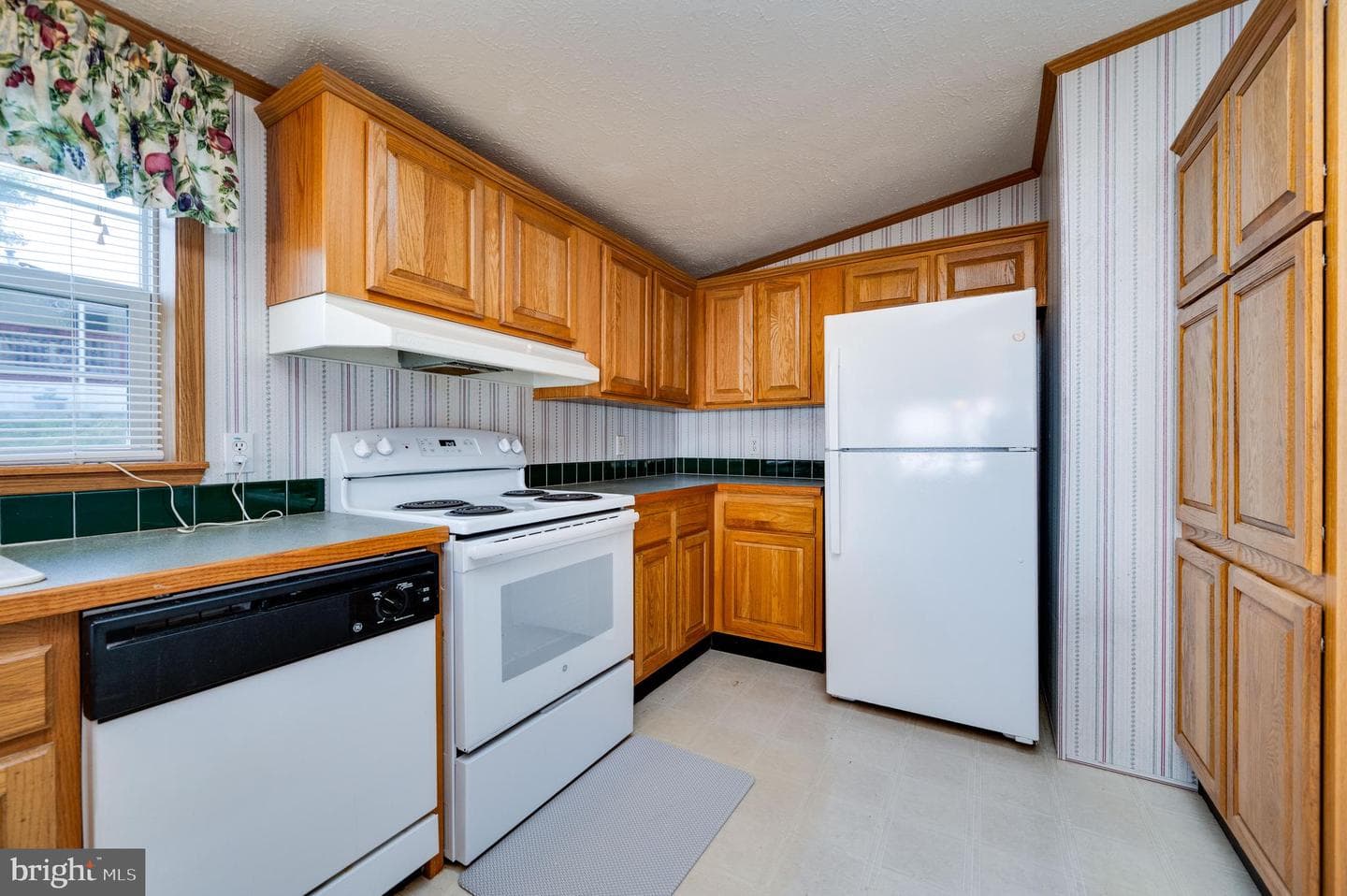 500 Caravelle Lane photo 26