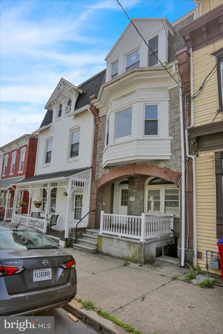 36 N 4th Street, Hamburg