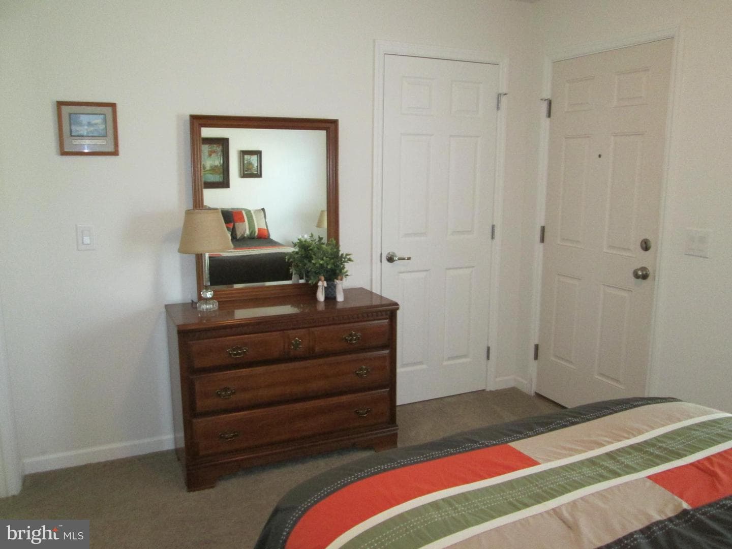 22 Finch Drive N photo 18