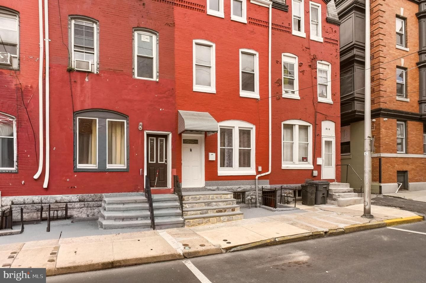 616 Elm Street, Reading