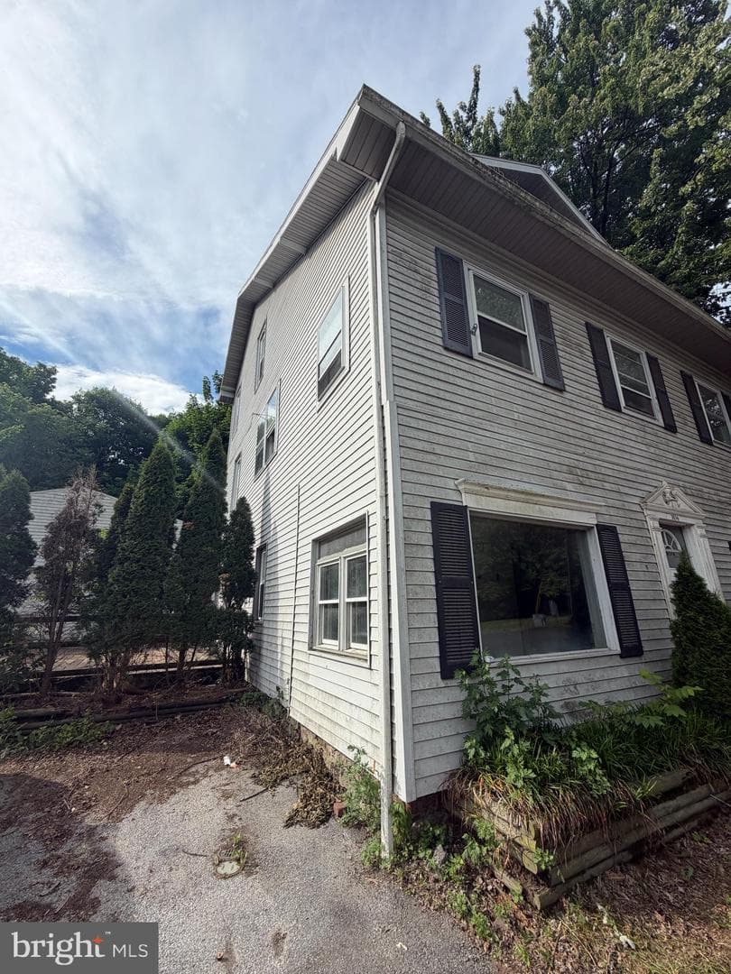 1036 Haycreek Road photo 3