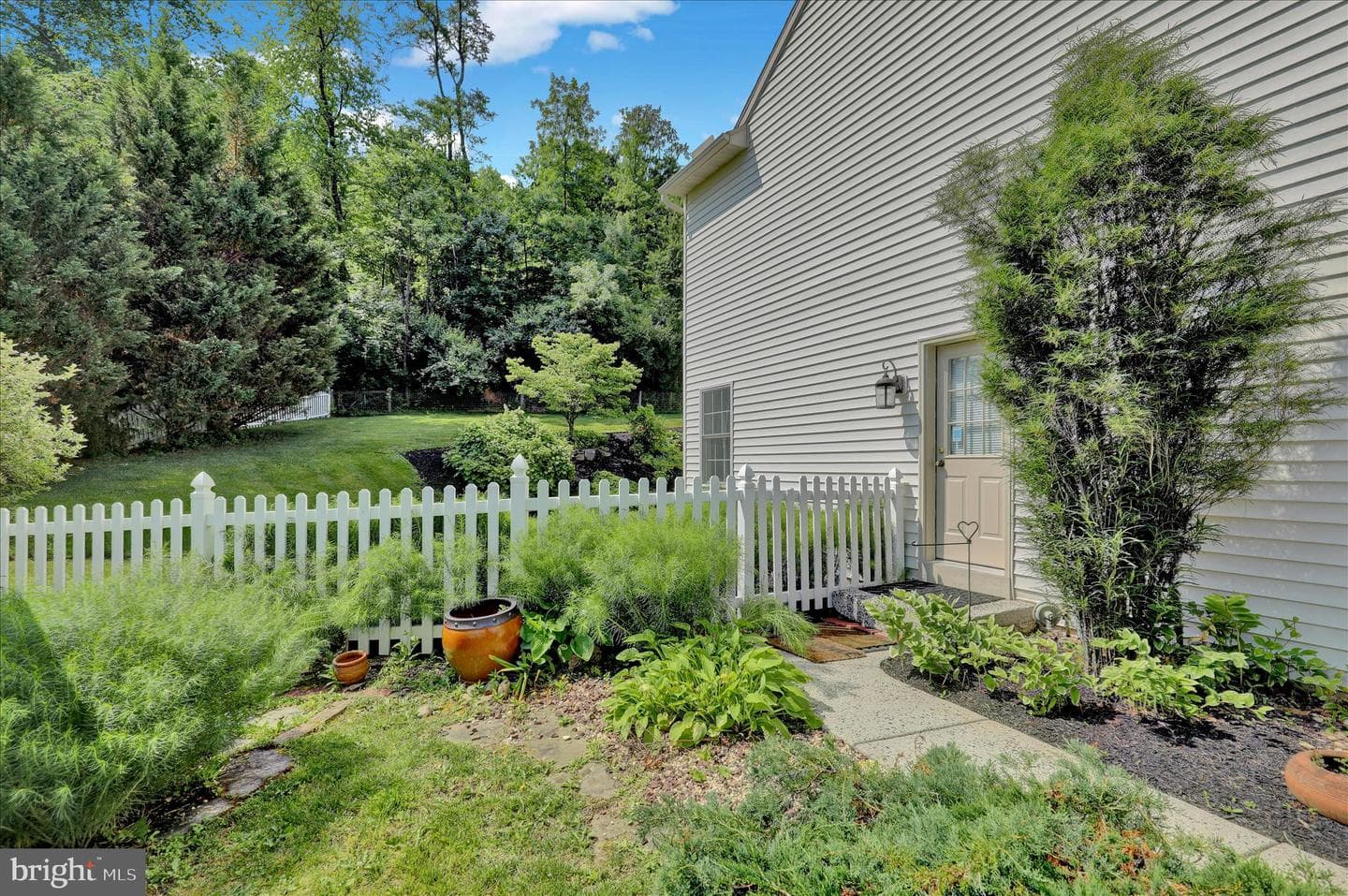 480 Pathfinder Drive photo 37