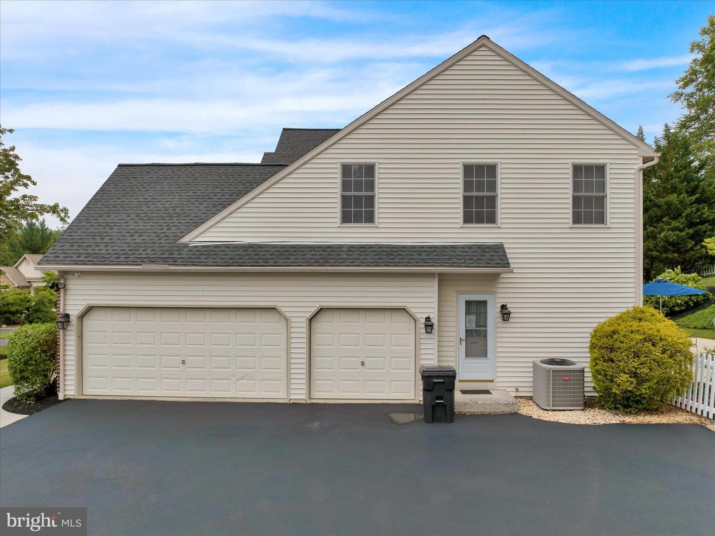 480 Pathfinder Drive photo 4