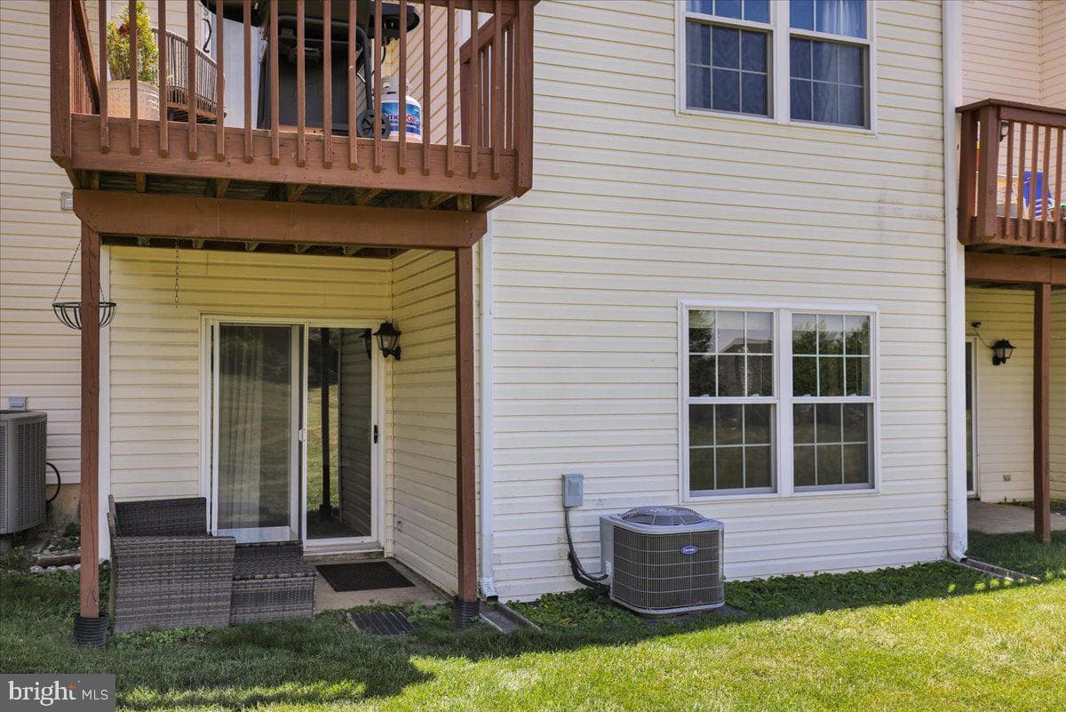 132 Hickory Lane photo 32