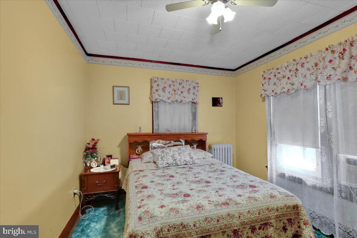 433 Eisenbrown Street photo 20
