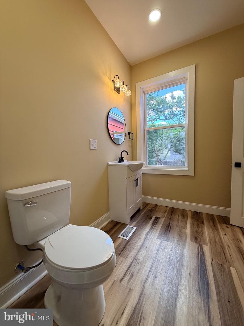 1136 Muhlenberg Street photo 21