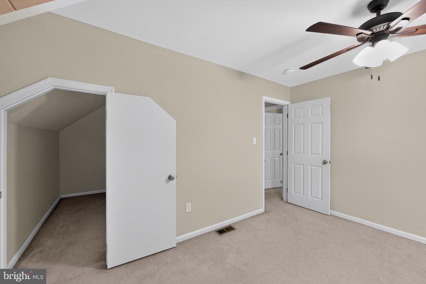 401 W Morlatton Road photo 29