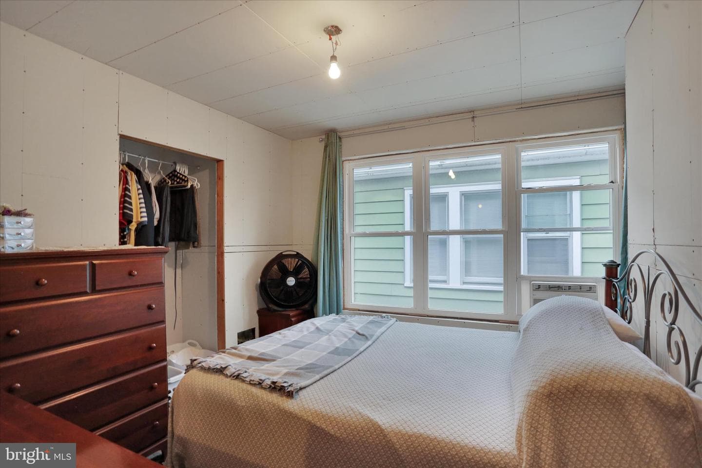 2517 Grant photo 12