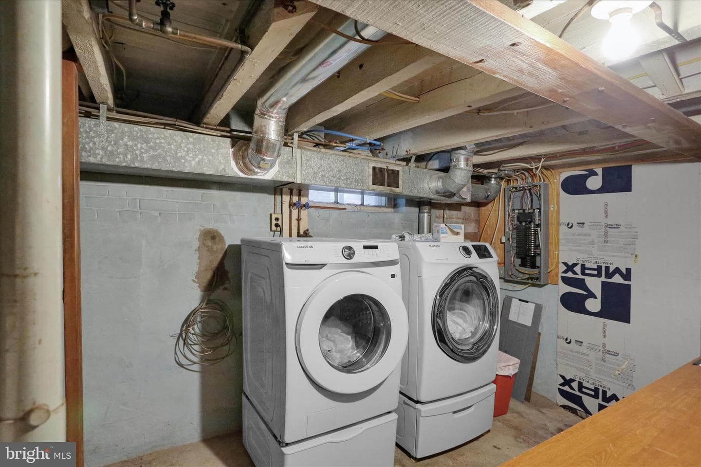 2517 Grant photo 17