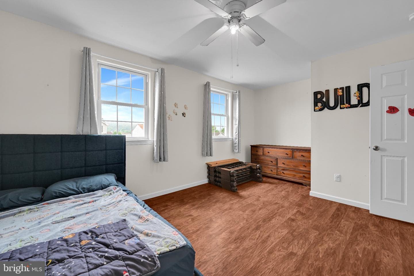 387 Oneida Drive photo 21