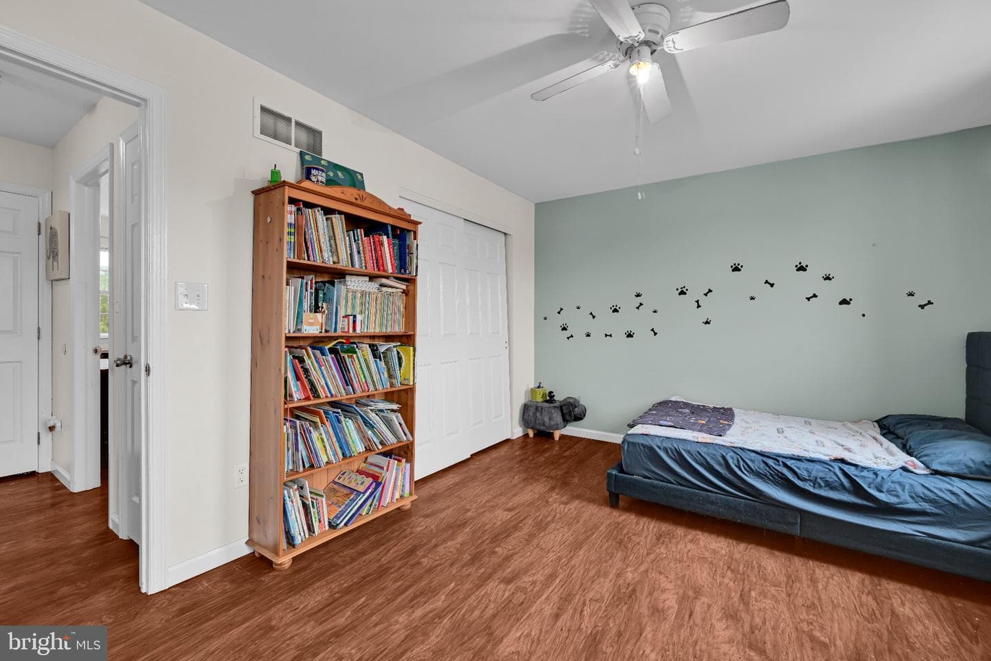 387 Oneida Drive photo 22