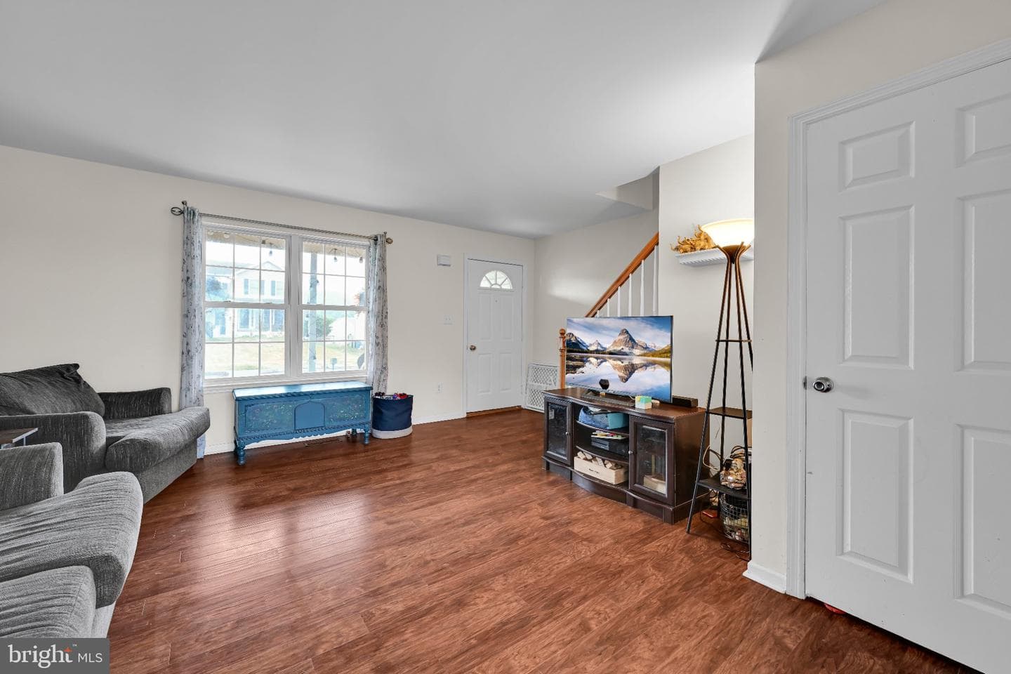 387 Oneida Drive photo 6