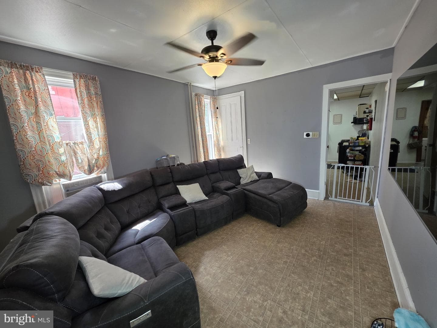 1133 Douglass St photo 11