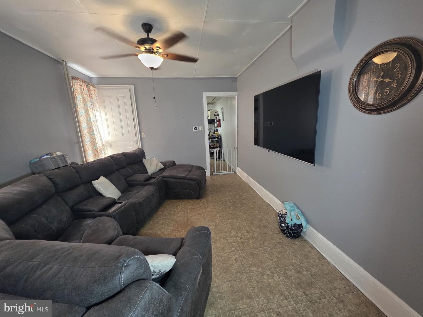 1133 Douglass St photo 13