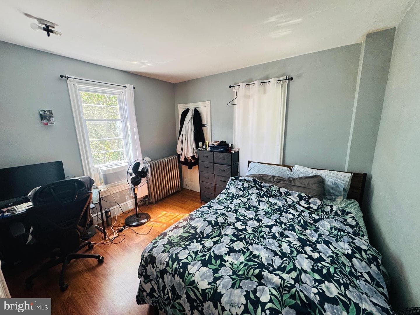 1133 Douglass St photo 22