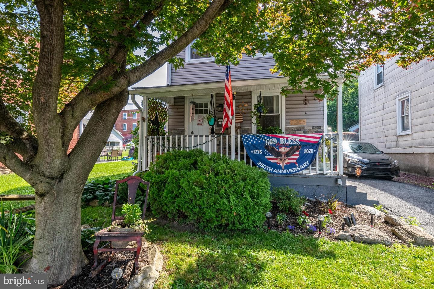 325 S 3rd Street, Hamburg