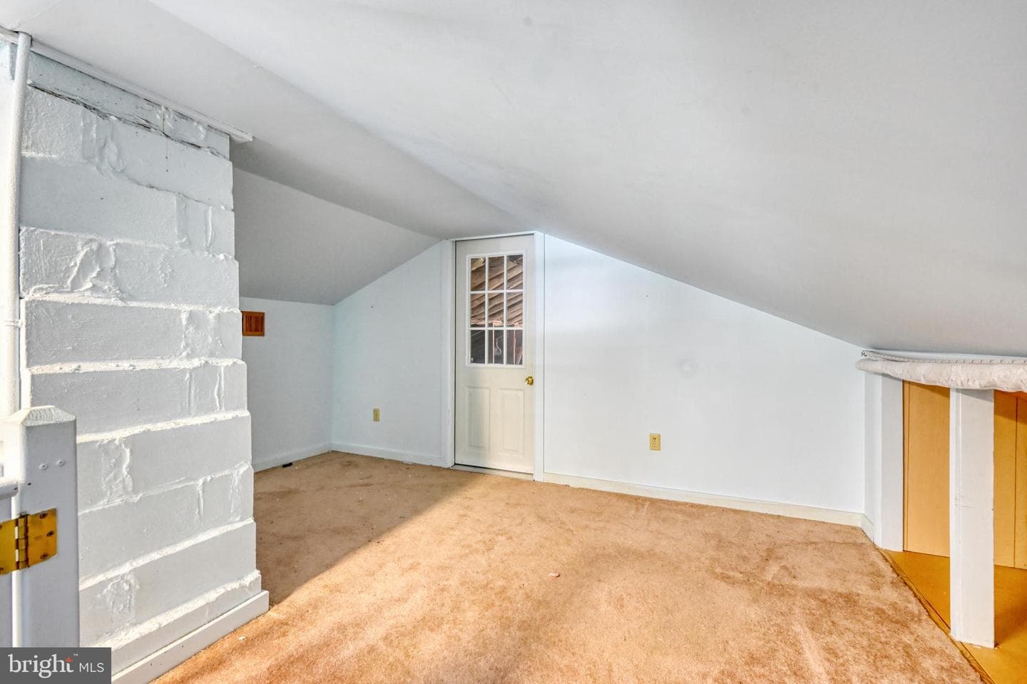 10 E Lincoln Avenue photo 27