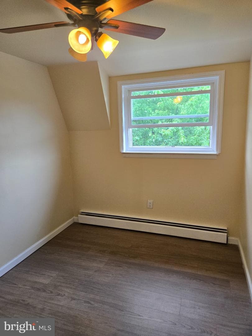 105 John Glenn Avenue photo 22