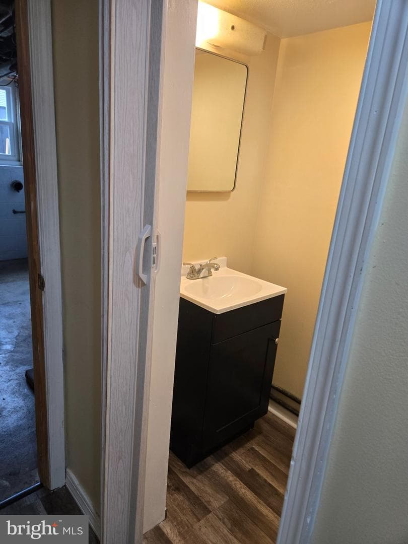 105 John Glenn Avenue photo 32