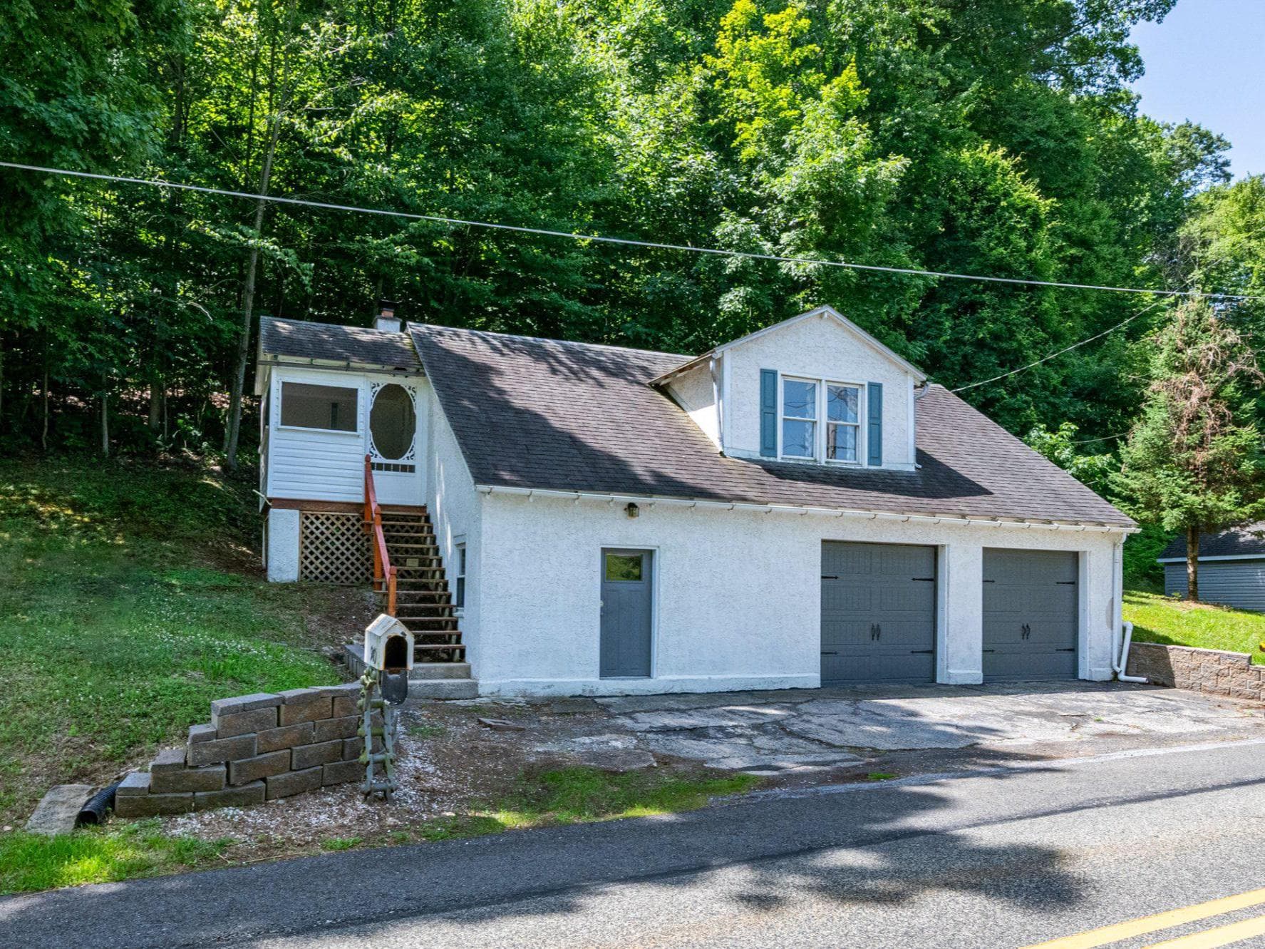 940 Unger Lane, Boyertown
