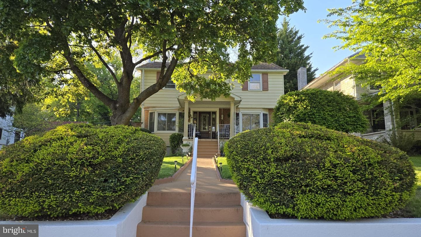 422 Carsonia Avenue photo 3