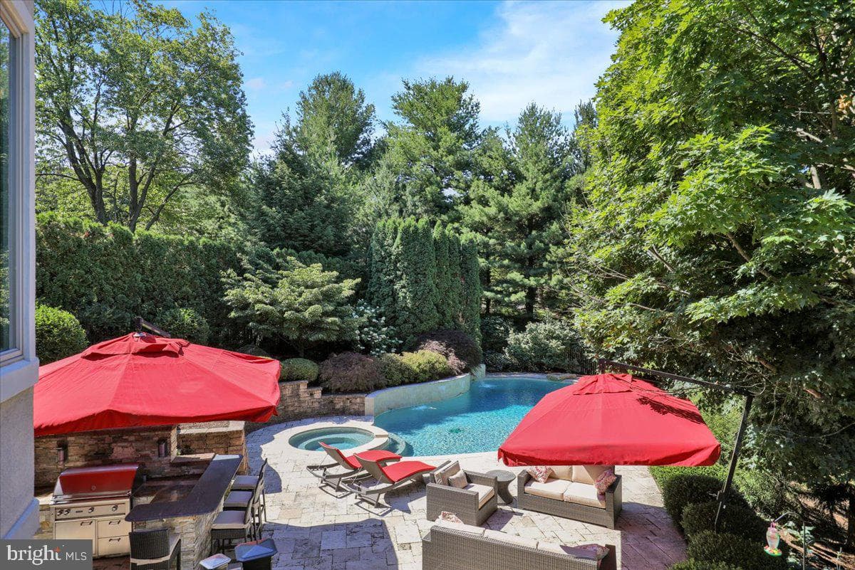 4 Tanager Drive, Wyomissing
