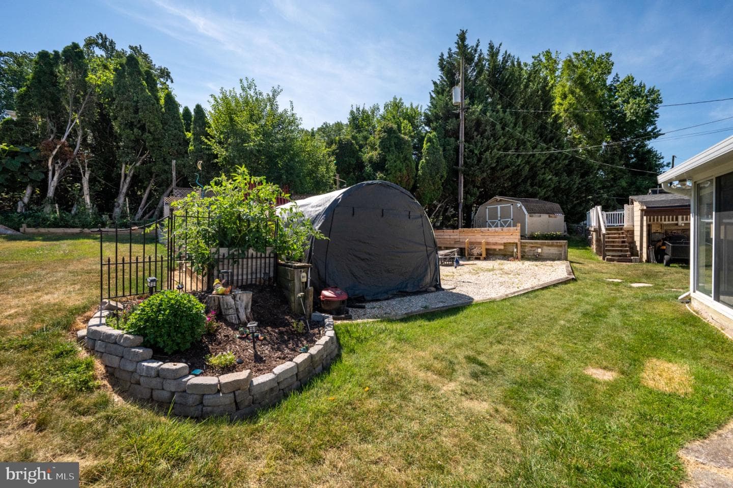 1847 Elder Street photo 51