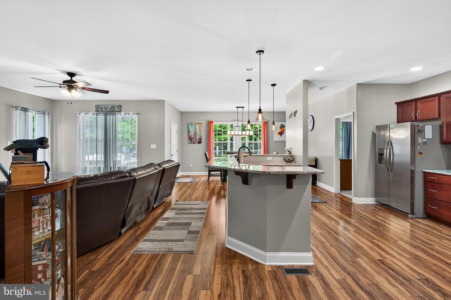 105 Woods Edge Drive photo 9