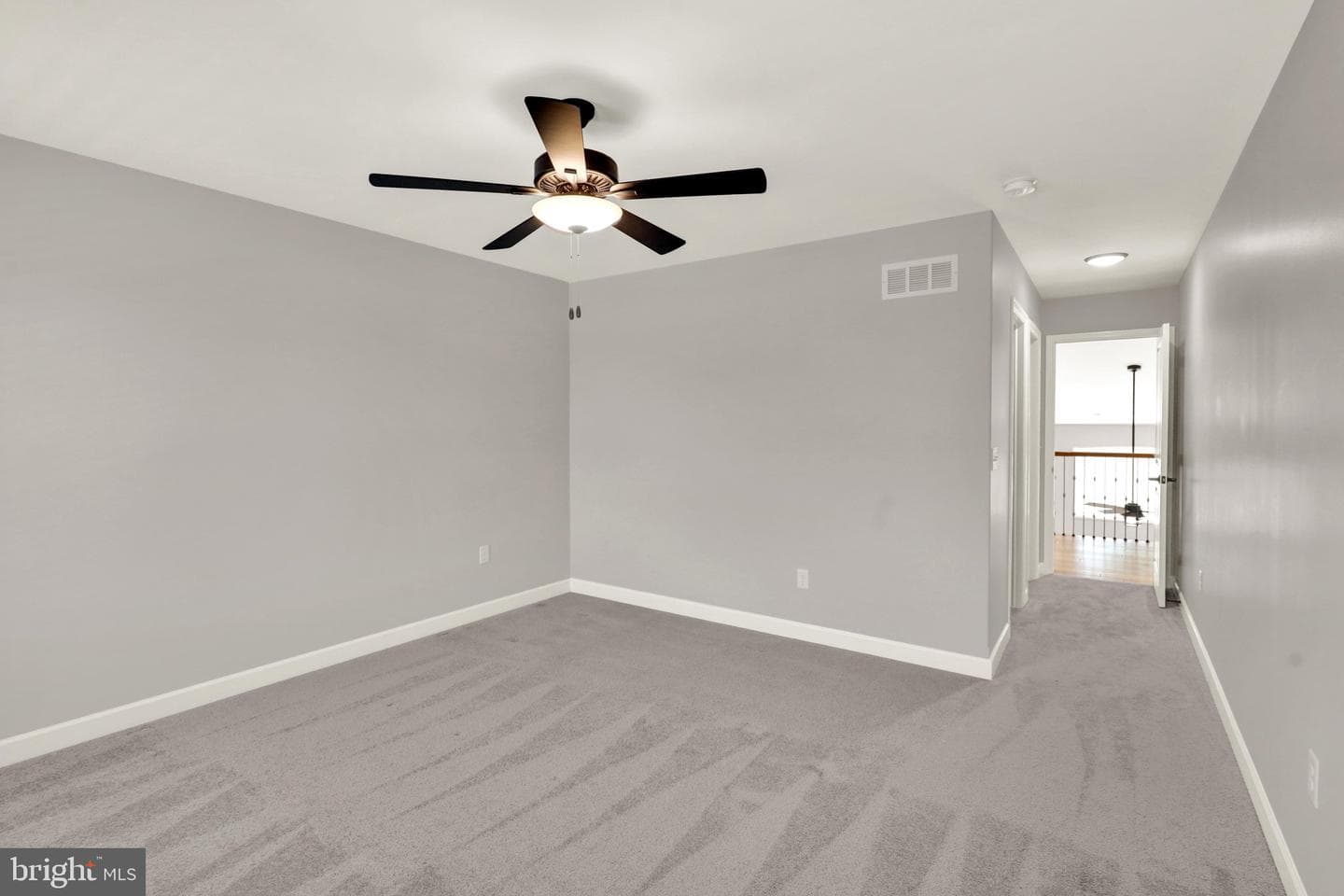 64 Middletown Road photo 32