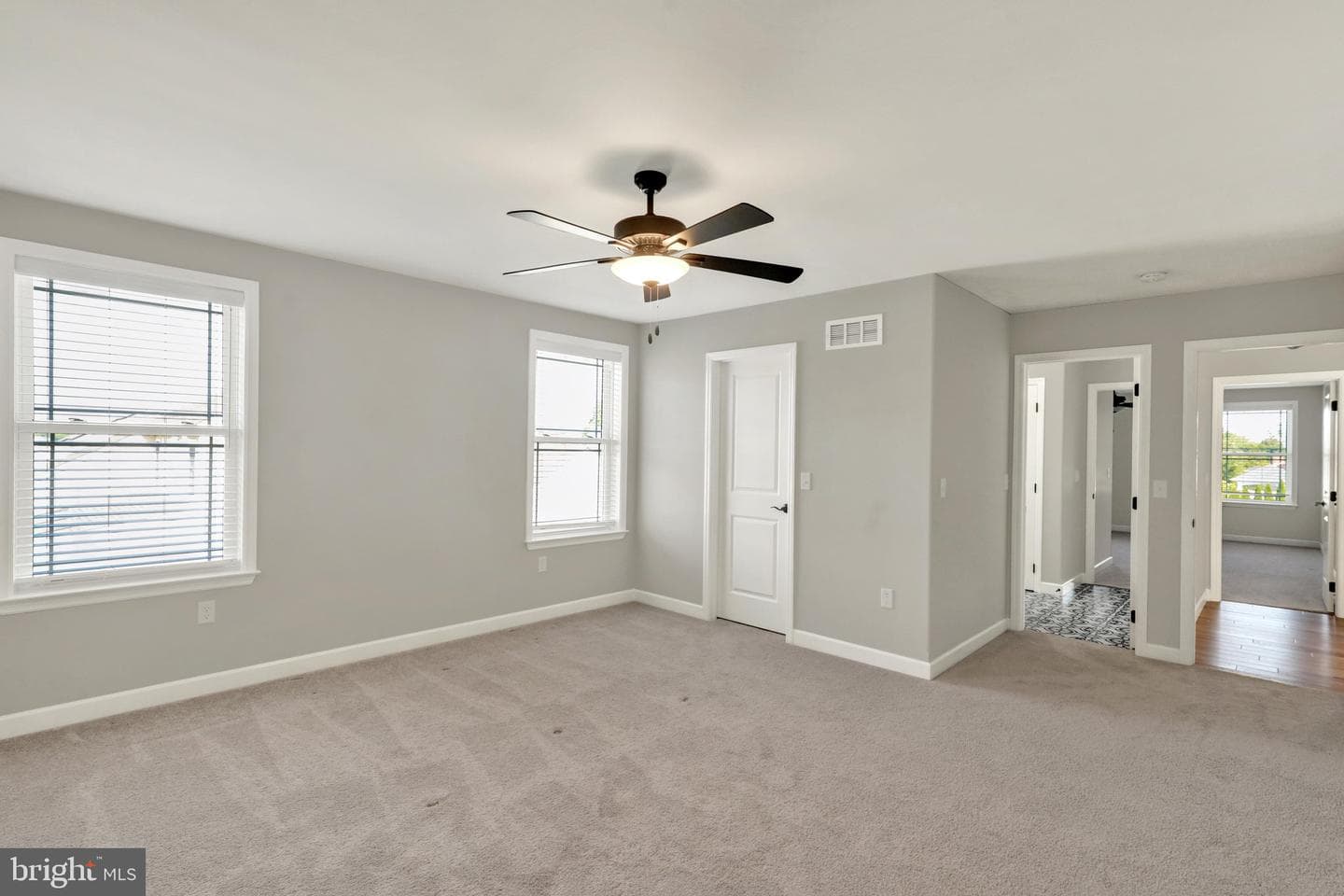 64 Middletown Road photo 35