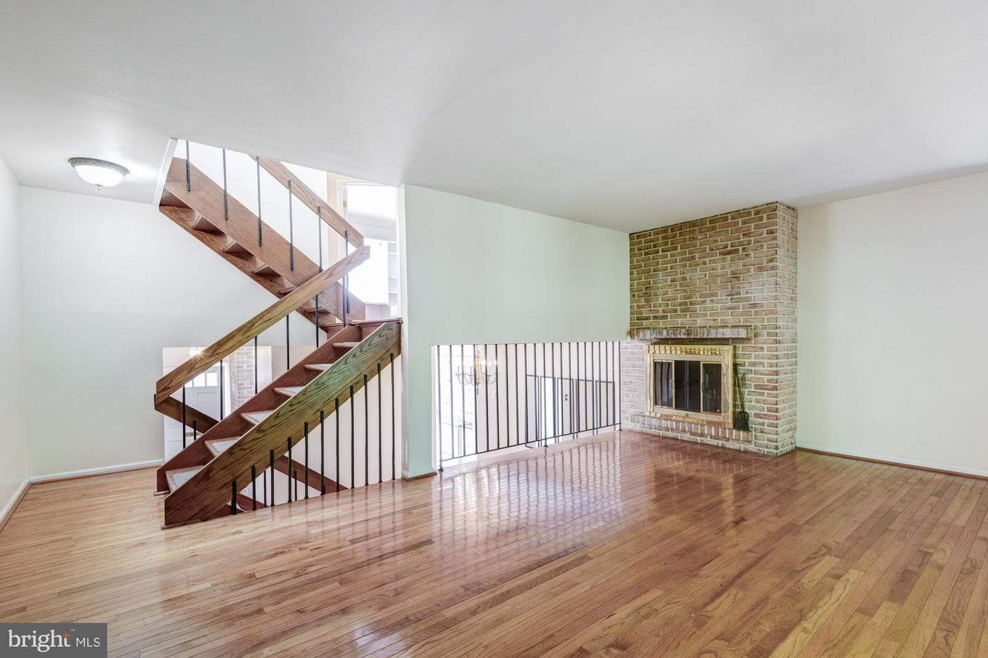 73 Wedge Lane photo 8