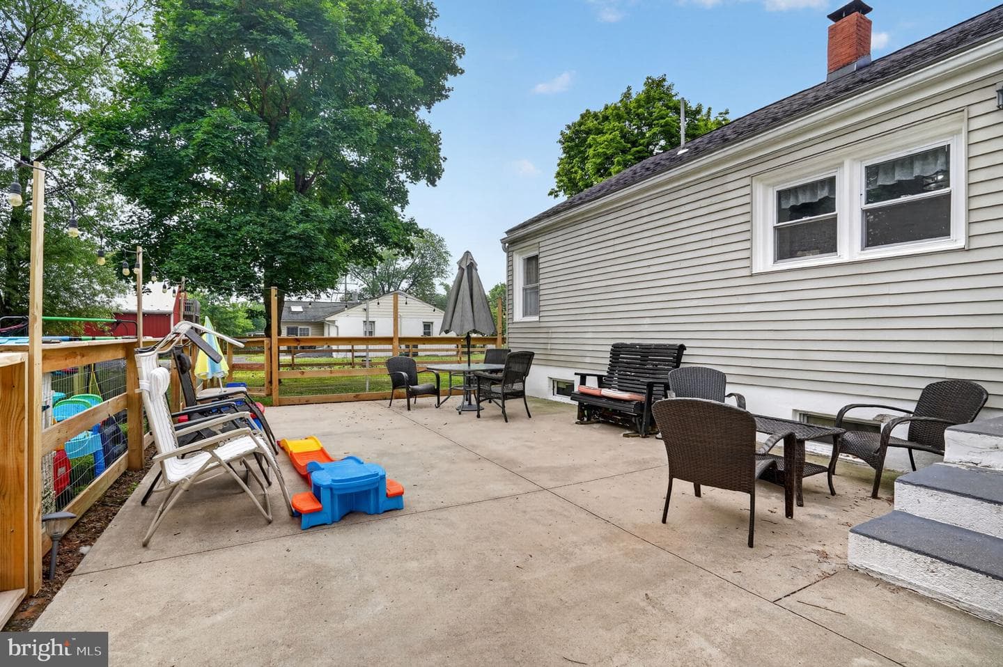 5905 Littlefield Ave photo 41