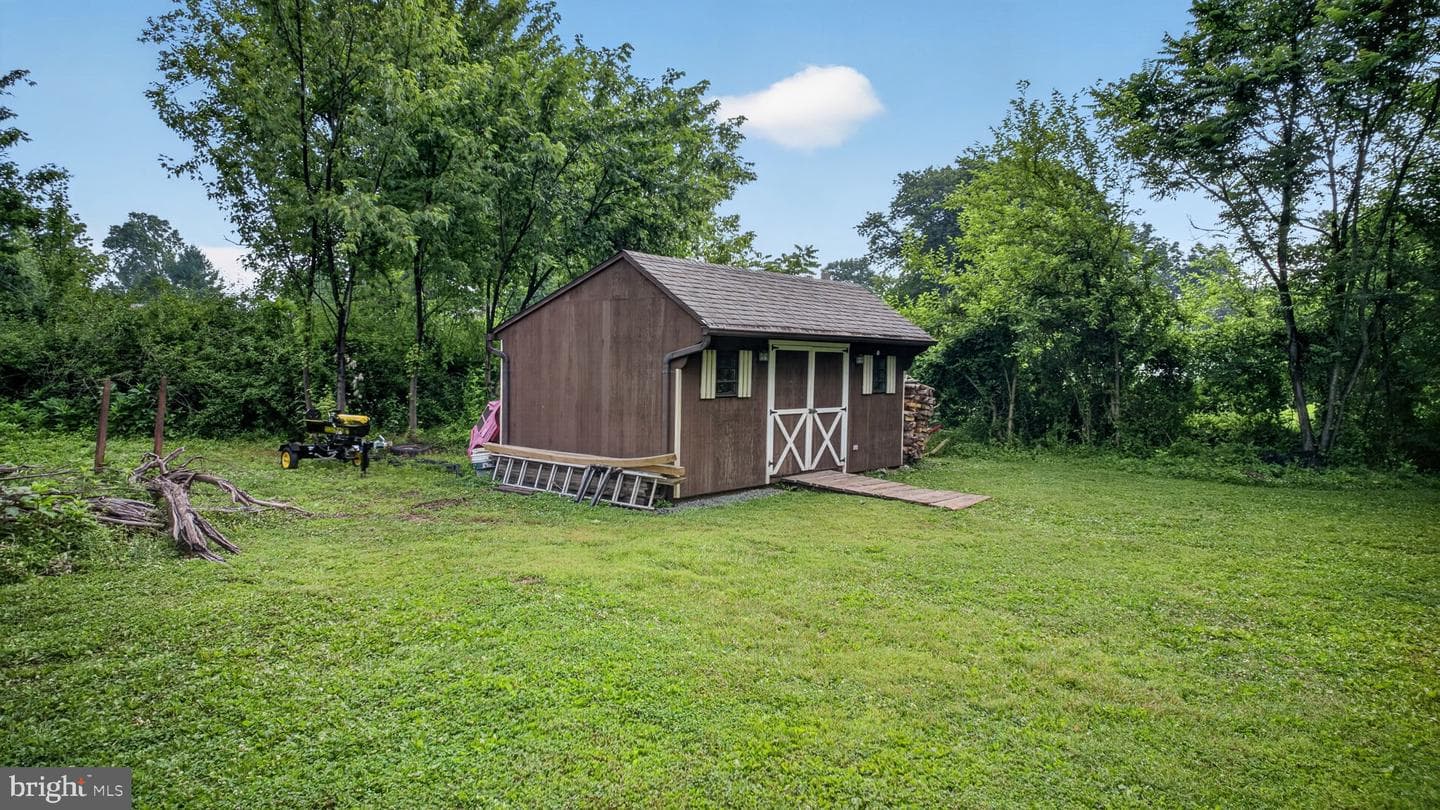 5905 Littlefield Ave photo 46