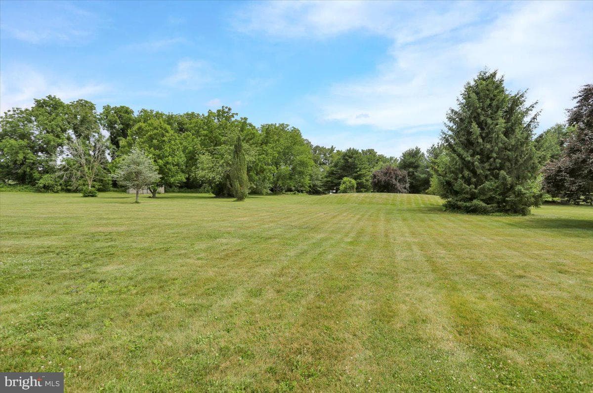 116 Indian Run Drive photo 60