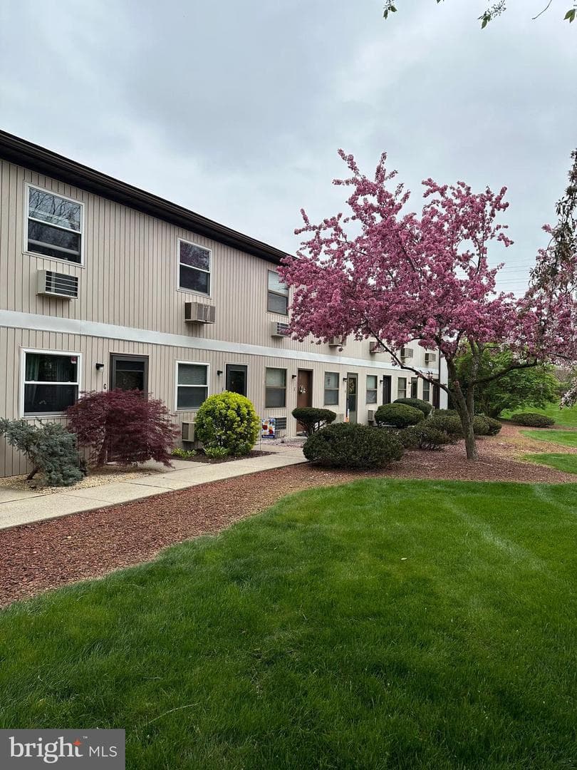 1338 W Wyomissing Blvd, West Lawn
