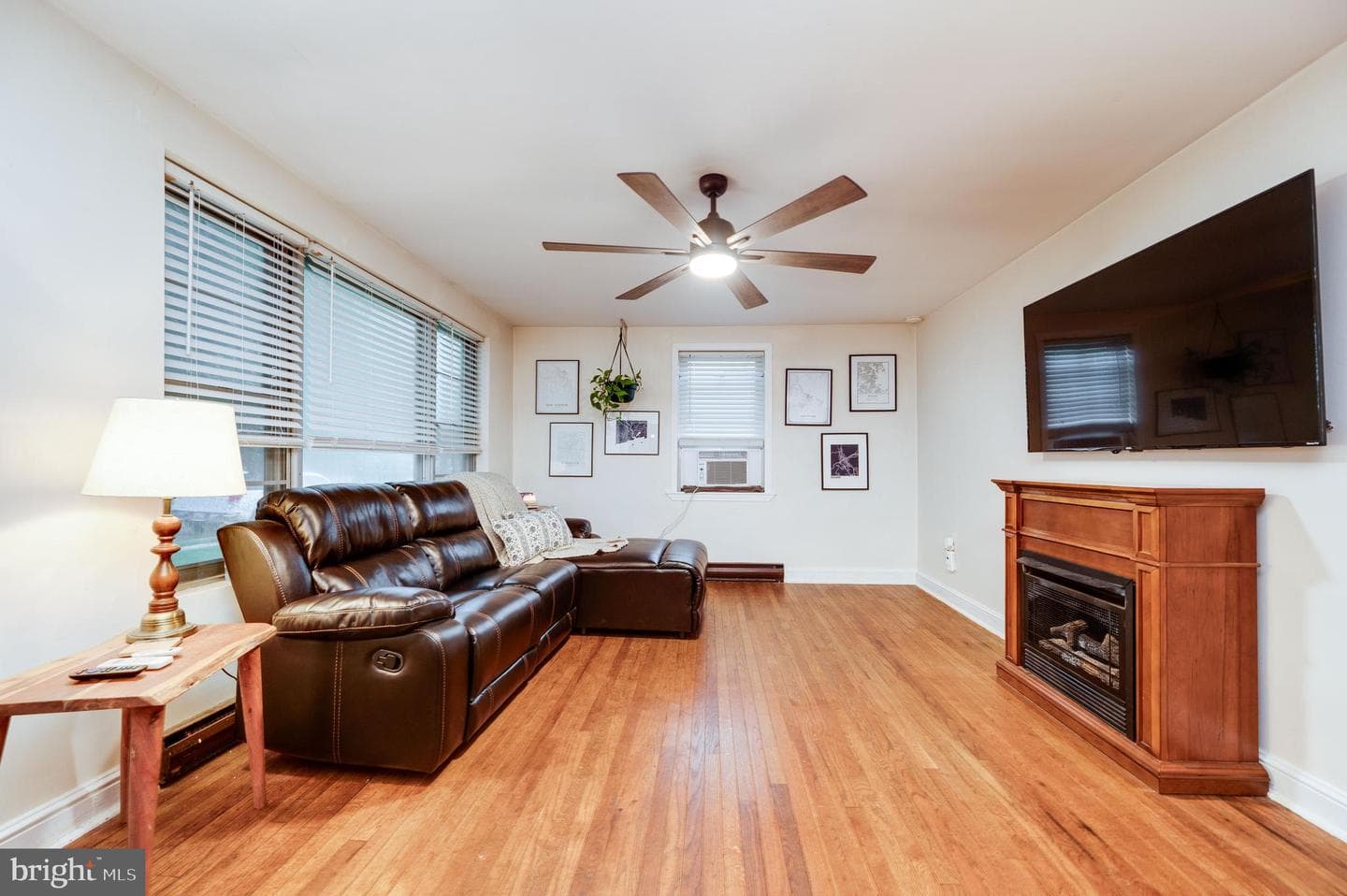 4425 8th Avenue photo 9