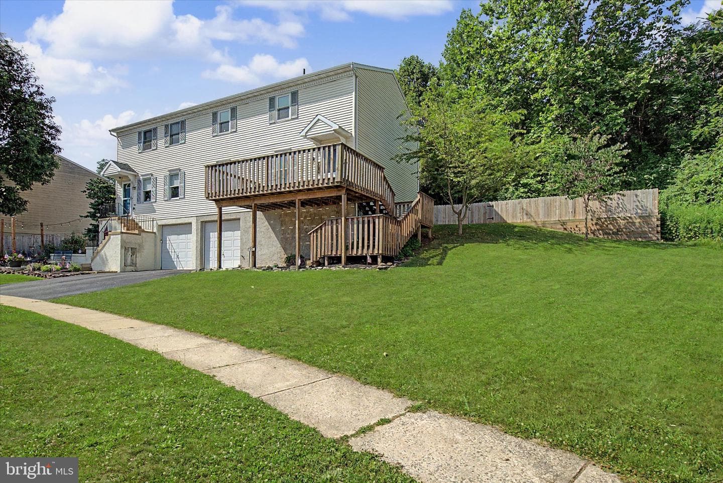 426 Grove Avenue, Mohnton