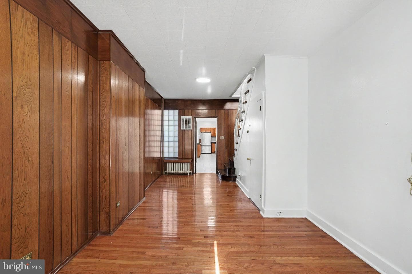 546 Locust Street photo 6